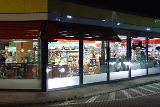 030720-2.jpg 030720-2.jpg